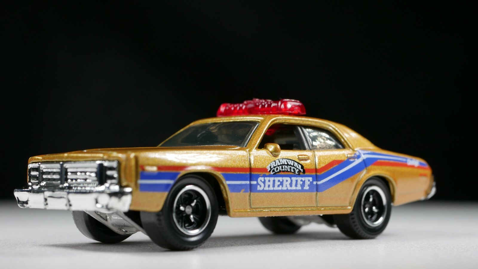 matchbox dodge monaco police car